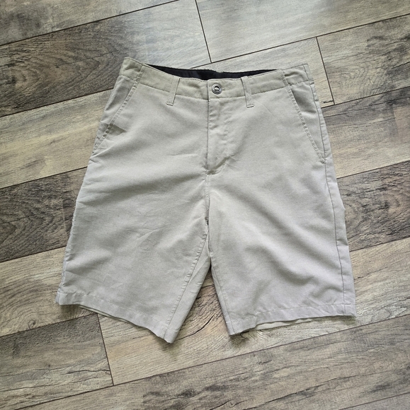 Volcolm Surf & Turf 4 Way Stretch Men's Tan 28 Shorts - Picture 1 of 9
